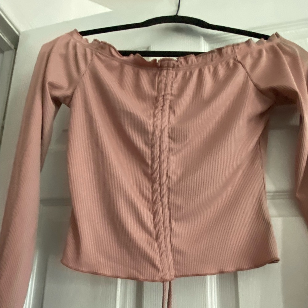 Cinching long sleeve crop top
